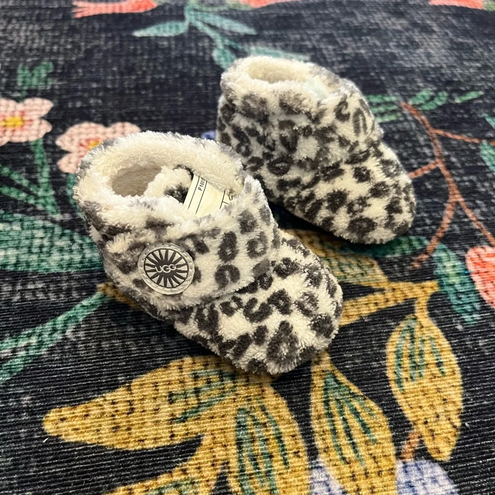 UGG Gray and Cream Leopard Faux Fur Baby Booties